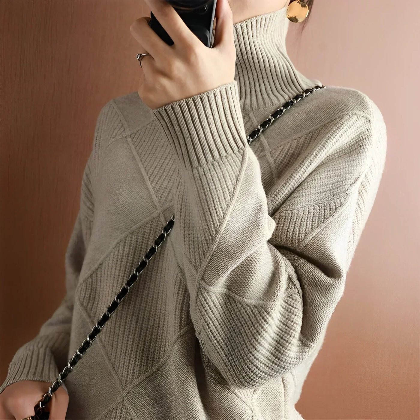 Rauten-Rollkragenpullover – Raffinierte Wärme mit modernem Stil