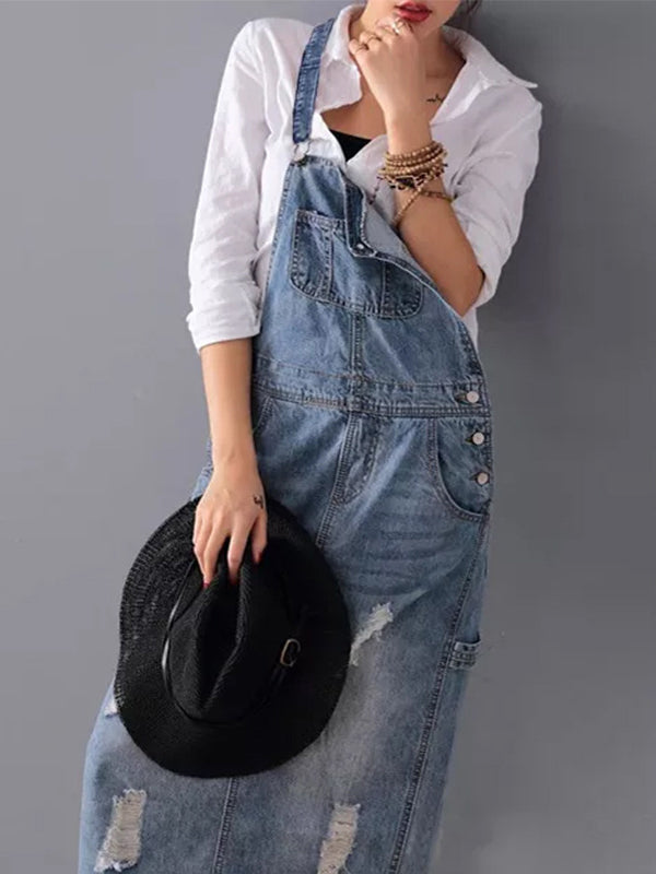 Frayla™ – Abgenutztes Jeanskleid mit Schlitz hinten