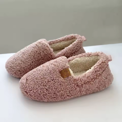SnuggleStep™ – Warme Winterhausschuhe für den Innenbereich mit kuscheligem Memory-Schaumstoff