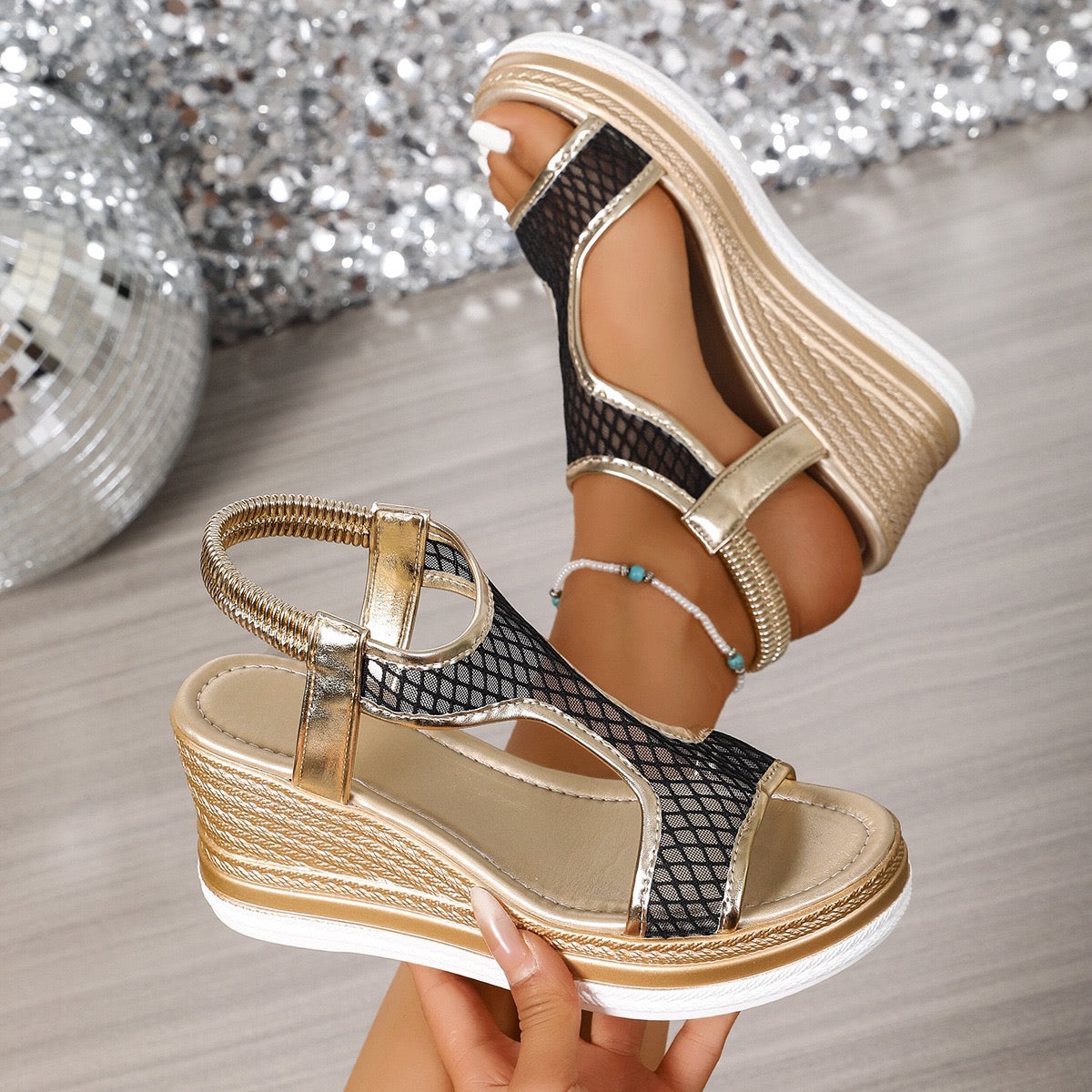 Inez™ – Elegante Orthopädische Slip-in-Sandalen für Damen mit Keilabsatz