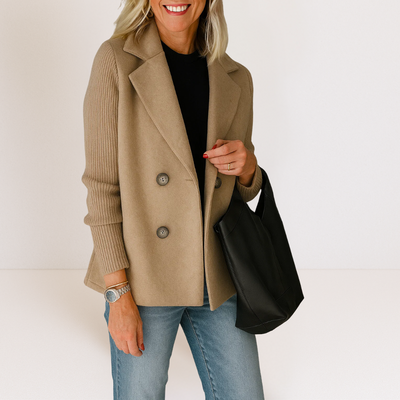 Martine™ -  Elegante Jacke mit Gestrickten Ärmeln