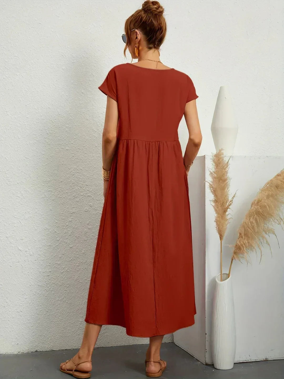 Anna™ – Entspanntes & Stylishes Midikleid