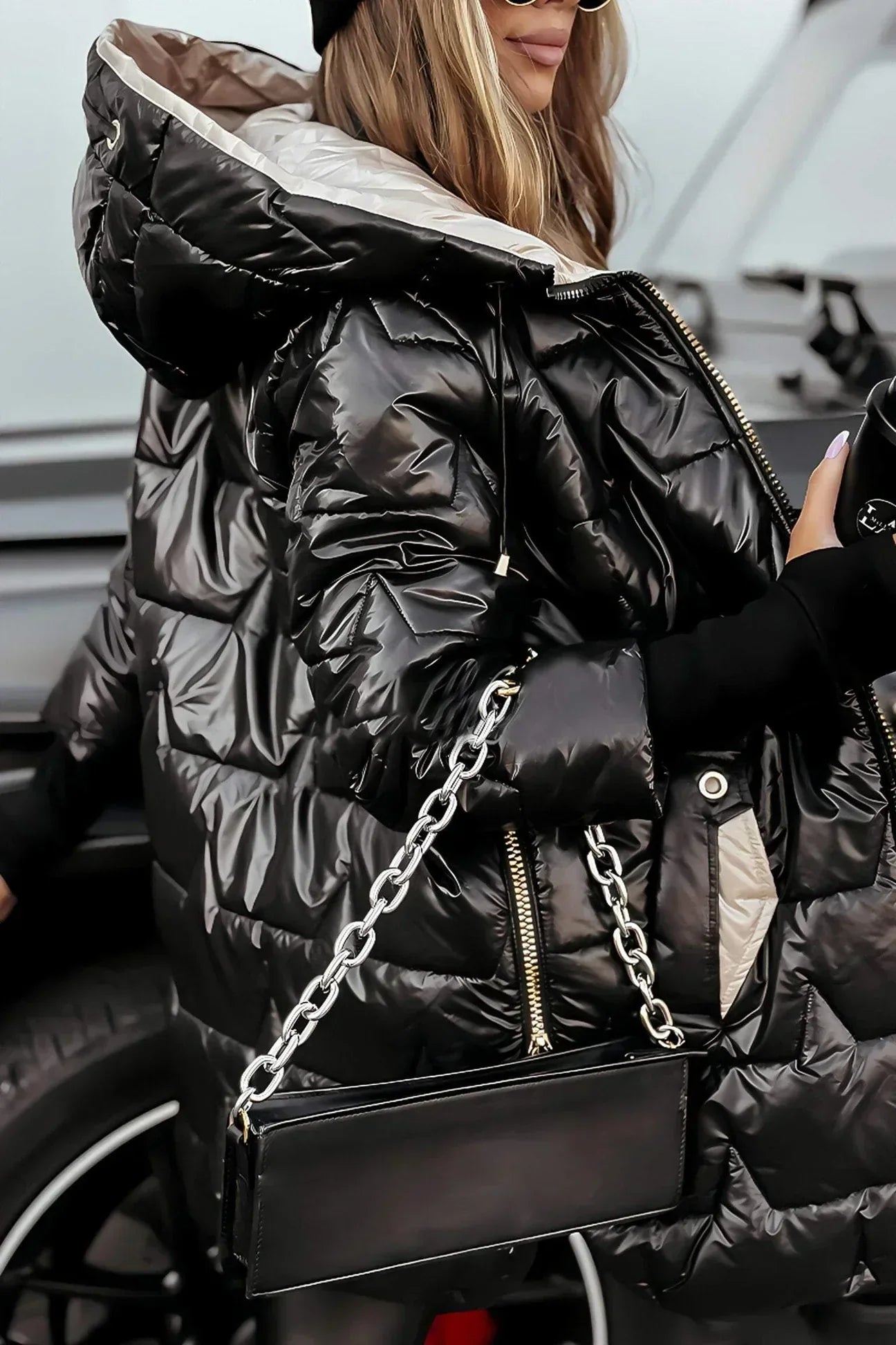 Chivelle™ - Elegante Winterjacke mit Kapuze und Futter