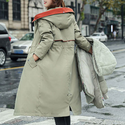 Frostra™ - Damen Winterjacke mit Kapuze und Weichem Kragen